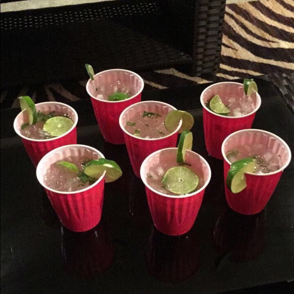 Meet your Posher, Wajiha